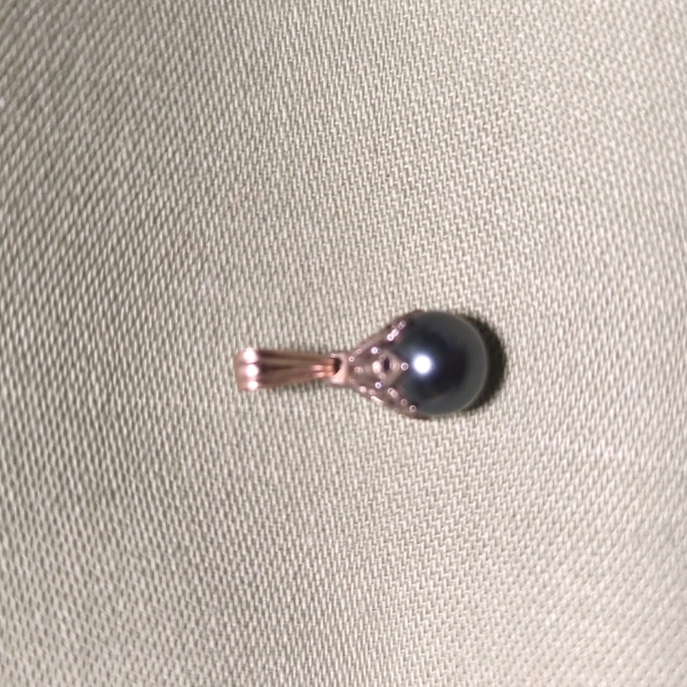 Vintage faux black pearl pendant